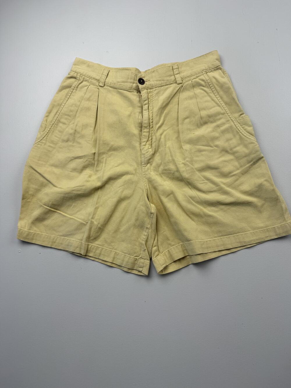 Patagonia Shorts Womens 14 Yellow Pleated Chino Twill 7 Inseam Casual Hiking